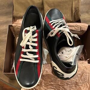 Vintage Gucci sneakers